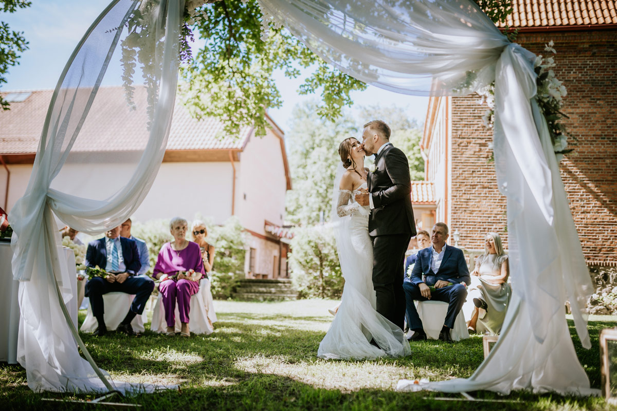 trouwen_in_de_gemeente_Winterswijk_trouwambtenaar